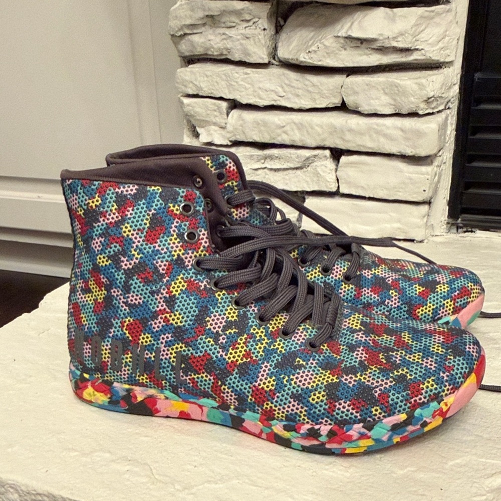 NoBull Sold Out Artist For Humanity high top trainers size 10 mens